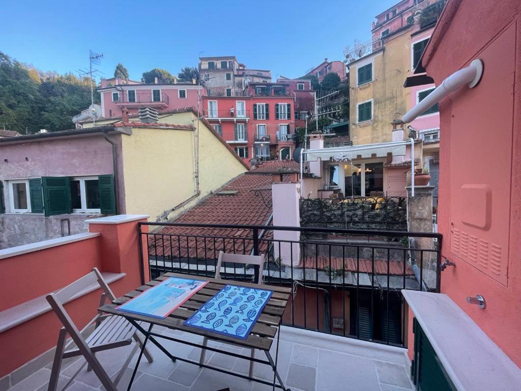Suite Ventidue - Fronte Mare เลริชี ภายนอก รูปภาพ