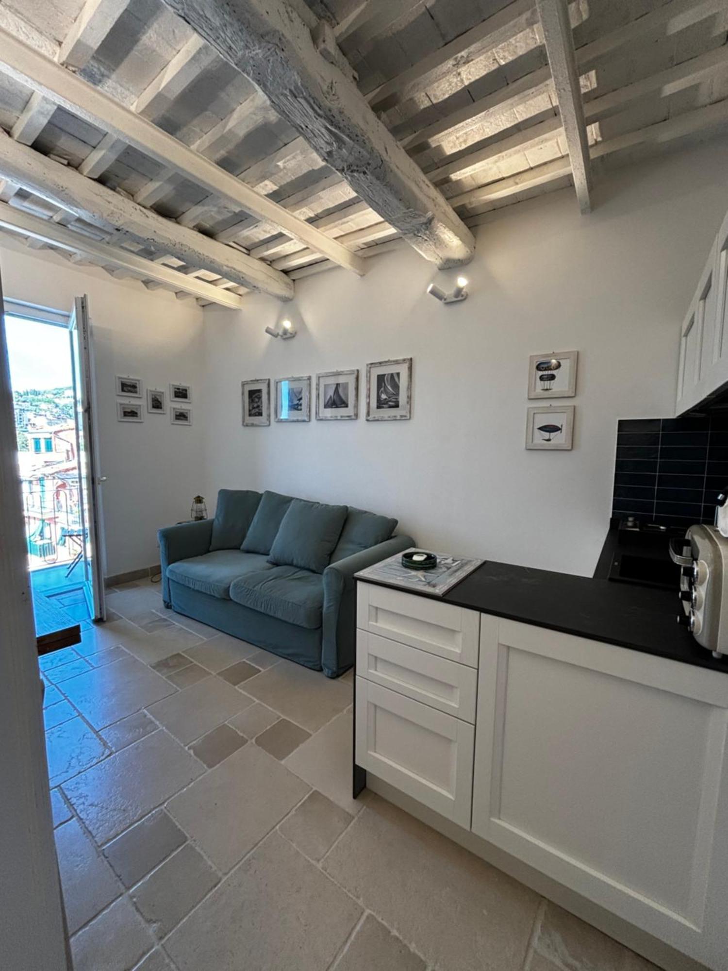 Suite Ventidue - Fronte Mare เลริชี ภายนอก รูปภาพ